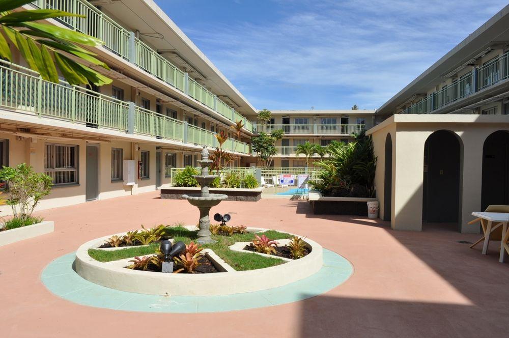 Mai'Ana Airport Plaza Aparthotel Tamuning Buitenkant foto