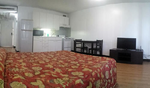 Mai'Ana Airport Plaza Aparthotel Tamuning Buitenkant foto